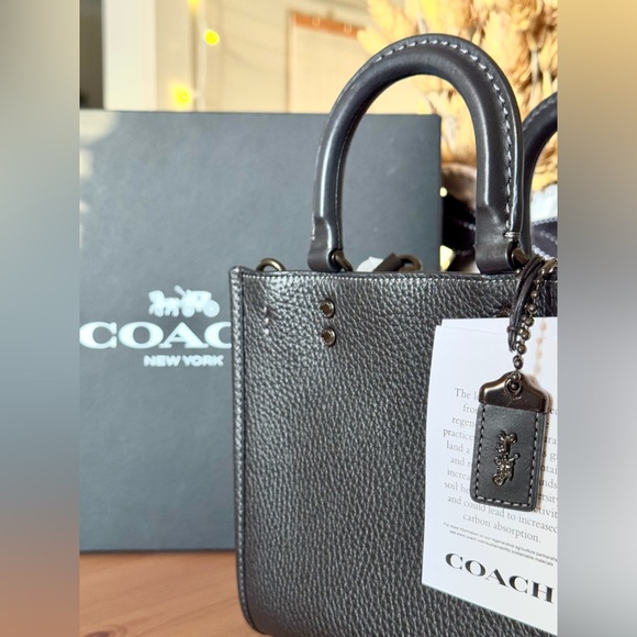 NWT Coach Rogue 20 In Colorblock Regenerative Leather (Pewter/Black) - Picture 8 of 16